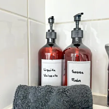 Equipe, Fonctionnel Avec Parking Privatif * لا روشيل